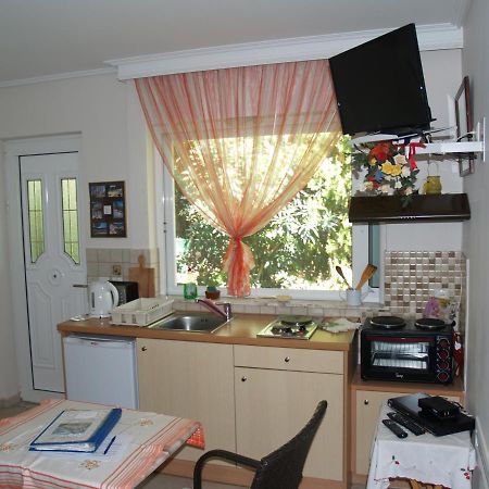 Villa Verde Apart-Hotel Nea Makri Bagian luar foto