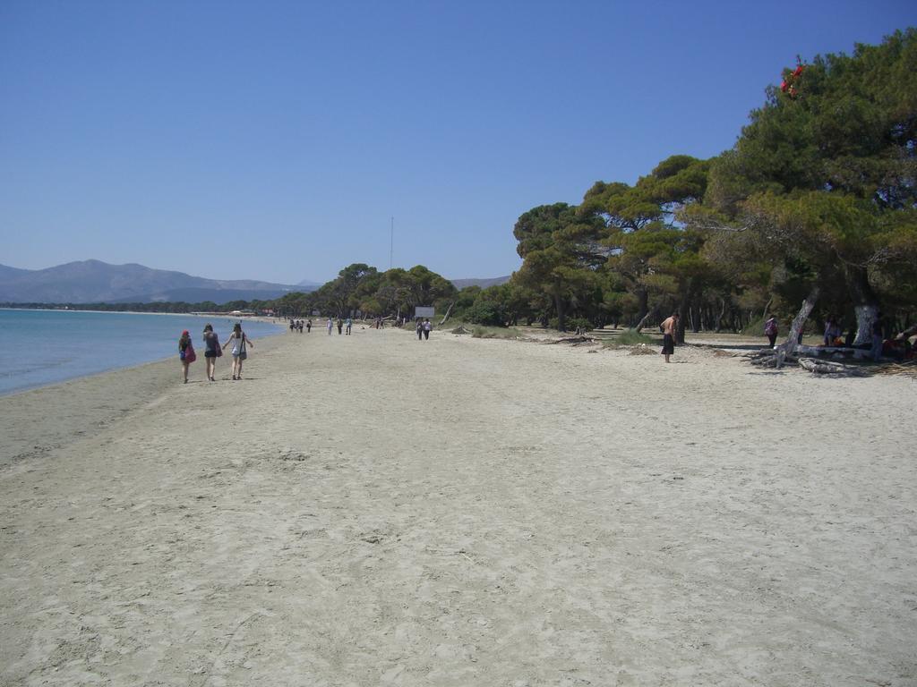 Villa Verde Apart-Hotel Nea Makri Bagian luar foto