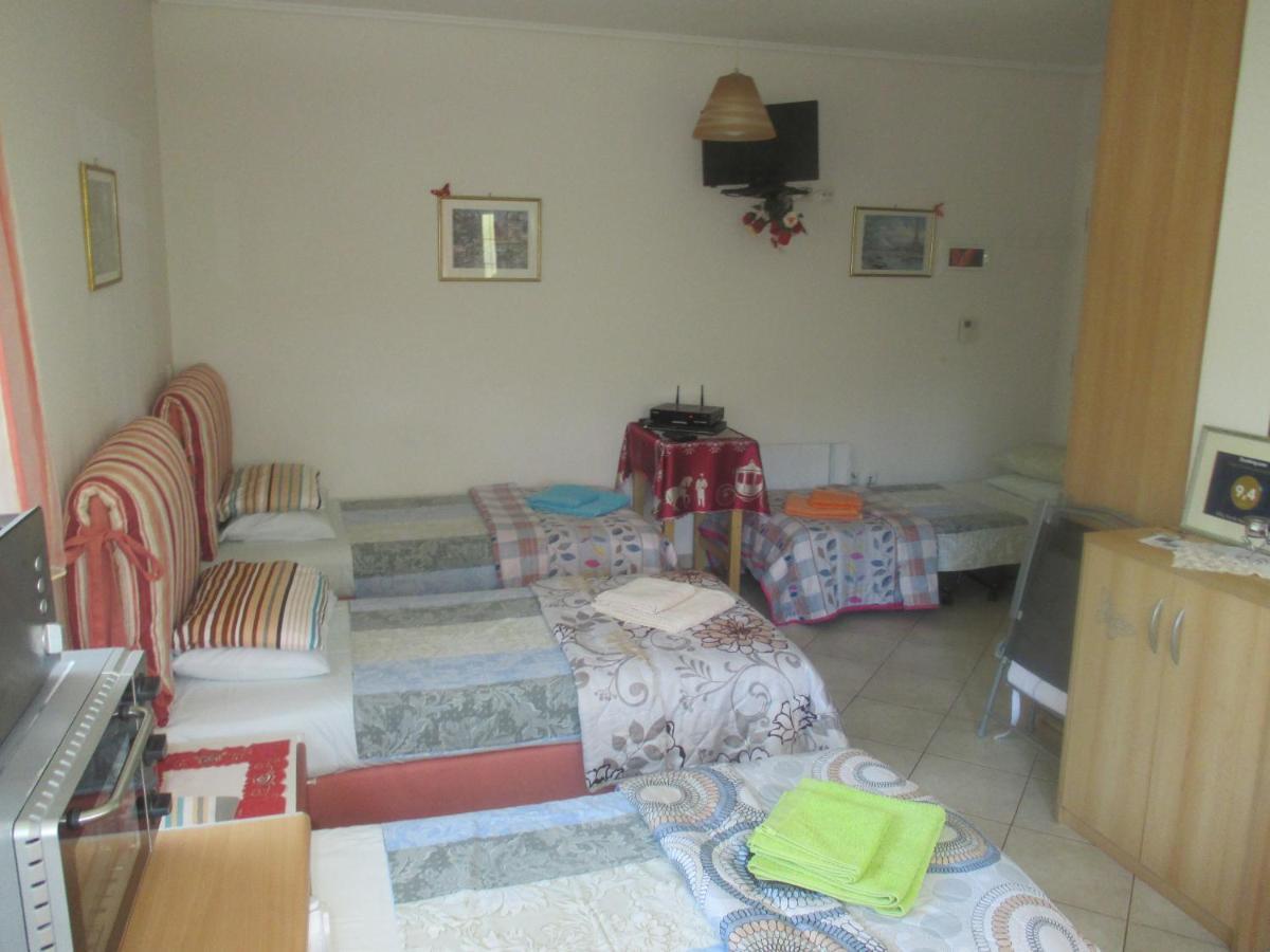 Villa Verde Apart-Hotel Nea Makri Bagian luar foto