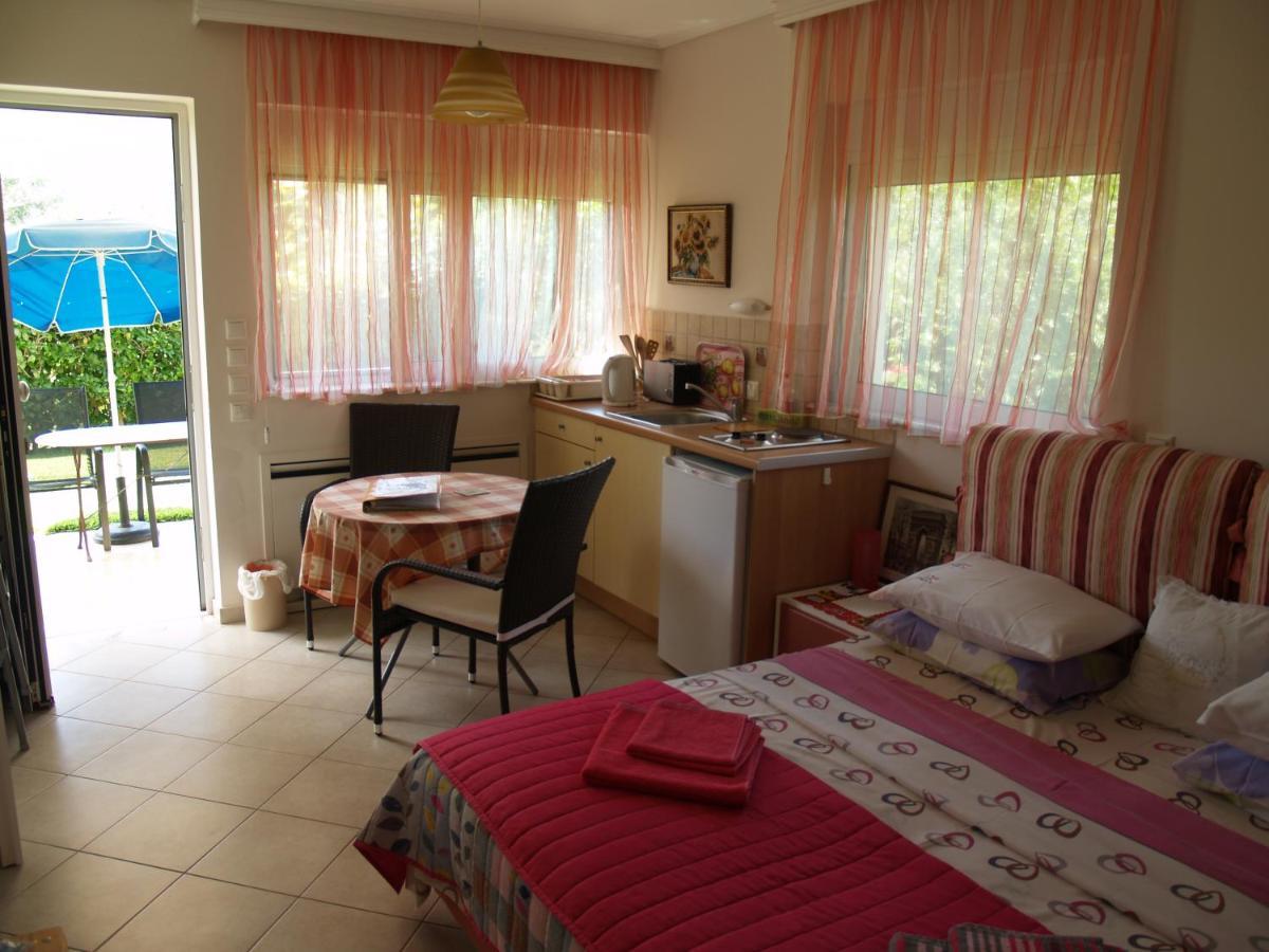 Villa Verde Apart-Hotel Nea Makri Bagian luar foto