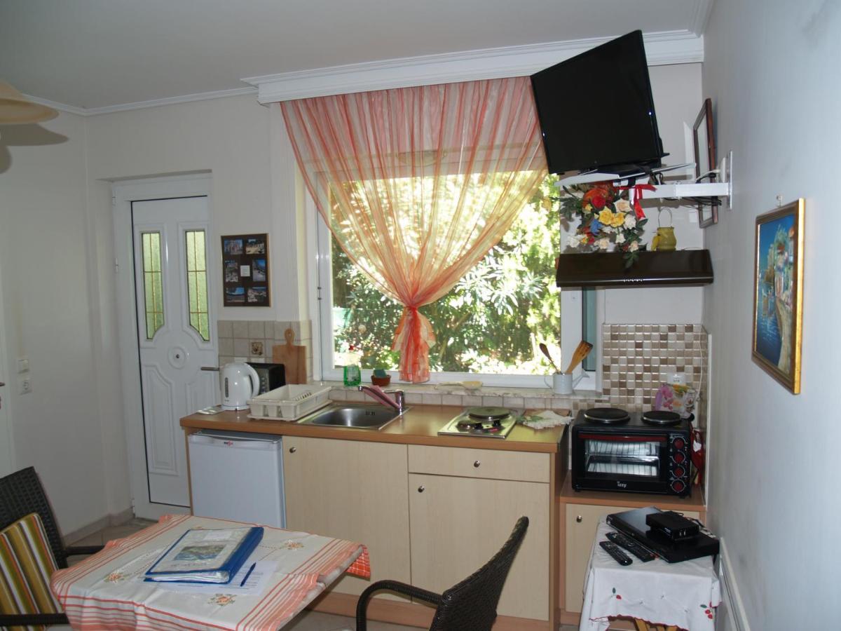 Villa Verde Apart-Hotel Nea Makri Bagian luar foto