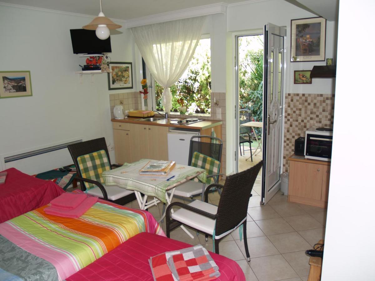 Villa Verde Apart-Hotel Nea Makri Bagian luar foto